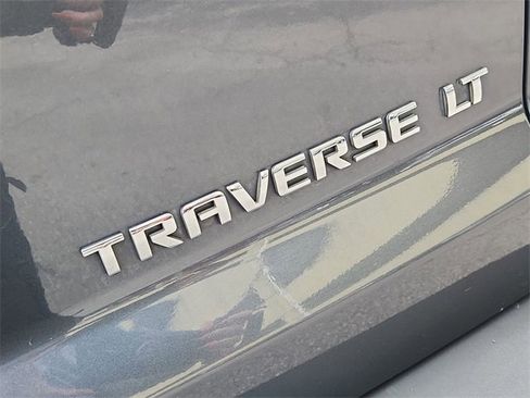 Used 2012 Chevrolet Traverse LT image 28