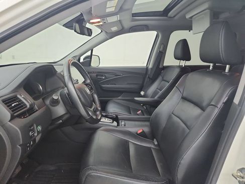 Used 2019 Honda Pilot Touring image 20