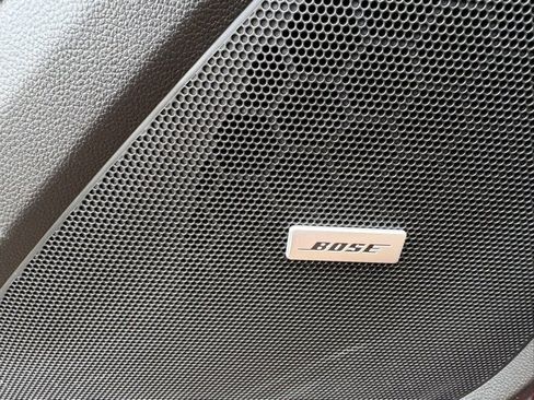 Used 2020 Chevrolet Traverse Premier w/ LPO, Floor Liner Package image 18