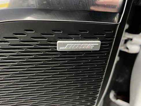 Used 2024 Chevrolet Traverse RS image 43