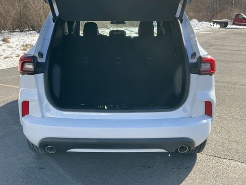 Used 2023 Ford Escape ST-Line Select image 21