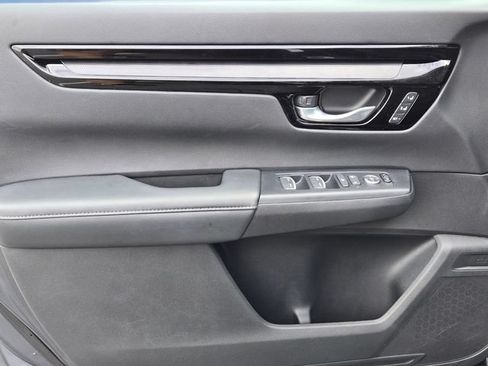 Used 2025 Honda CR-V EX-L image 13