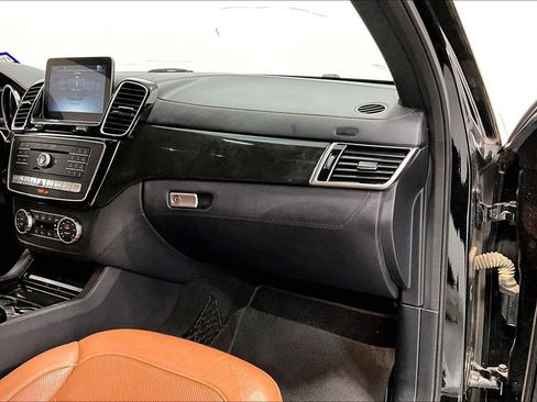 Used 2017 Mercedes-Benz GLS 450 4MATIC image 19