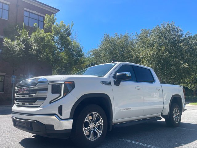 Used 2024 GMC Sierra 1500 SLE w/ X31 Off-Road Package AWD/4WD image 3