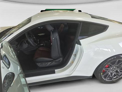 New 2026 Ford Mustang GT Premium w/ GT Performance Package RWD image 9