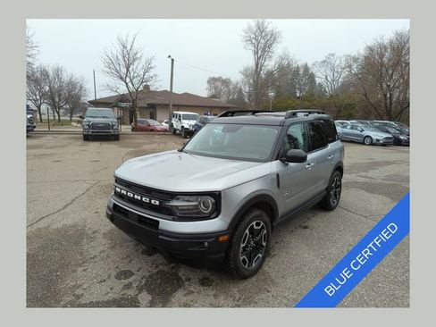 Certified 2022 Ford Bronco Sport Outer Banks w/ Tech Package AWD/4WD image 1