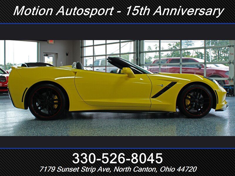 Used 2017 Chevrolet Corvette Stingray Convertible RWD image 11