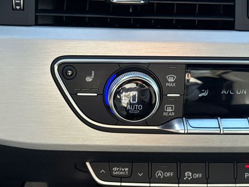 Used 2018 Audi S5 Prestige w/ Driver Assistance Package image 34