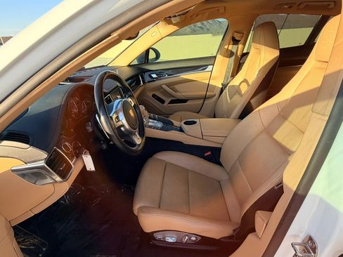Used 2016 Porsche Panamera image 21