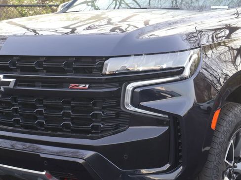 Certified 2024 Chevrolet Suburban Z71 w/ Off-Road Capability Package AWD/4WD image 4