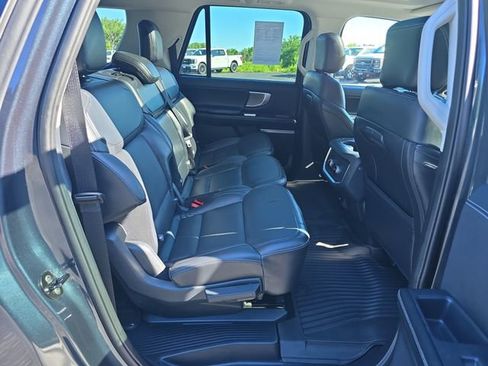 Certified 2025 Ford Expedition Max Platinum AWD/4WD image 14