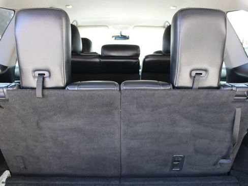 Used 2019 Nissan Pathfinder SL image 35