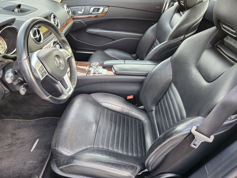 Used 2013 Mercedes-Benz SL 550 image 14