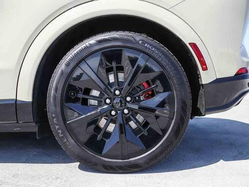 Used 2025 Ford Mustang Mach-E GT AWD/4WD image 10