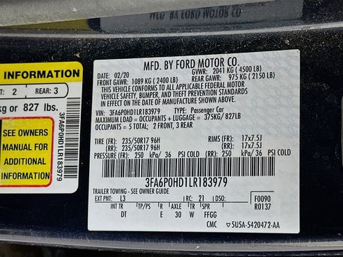 Used 2020 Ford Fusion SE image 12