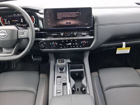 New 2026 Nissan Pathfinder SL w/ Cargo Package FWD image 4