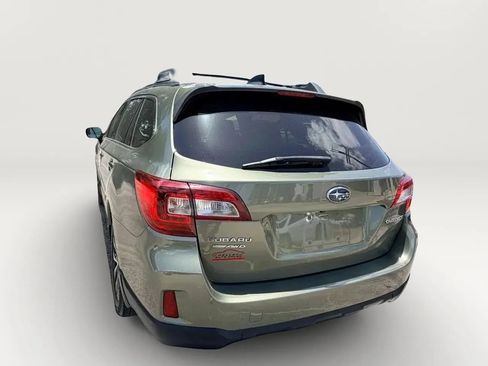 Used 2016 Subaru Outback 2.5i Limited AWD/4WD image 7