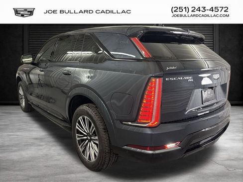 New 2026 Cadillac Escalade IQ Sport 1 w/ LPO, Floor Liner Package image 4