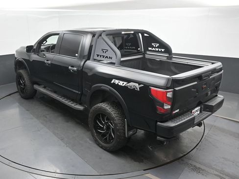 Used 2021 Nissan Titan PRO-4X w/ Pro-4x Convenience Package AWD/4WD image 41