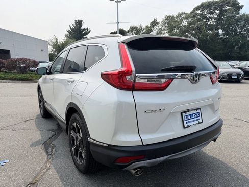Used 2018 Honda CR-V Touring image 3