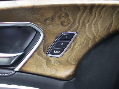 Used 2020 Acura RDX AWD w/ Advance Package image 13