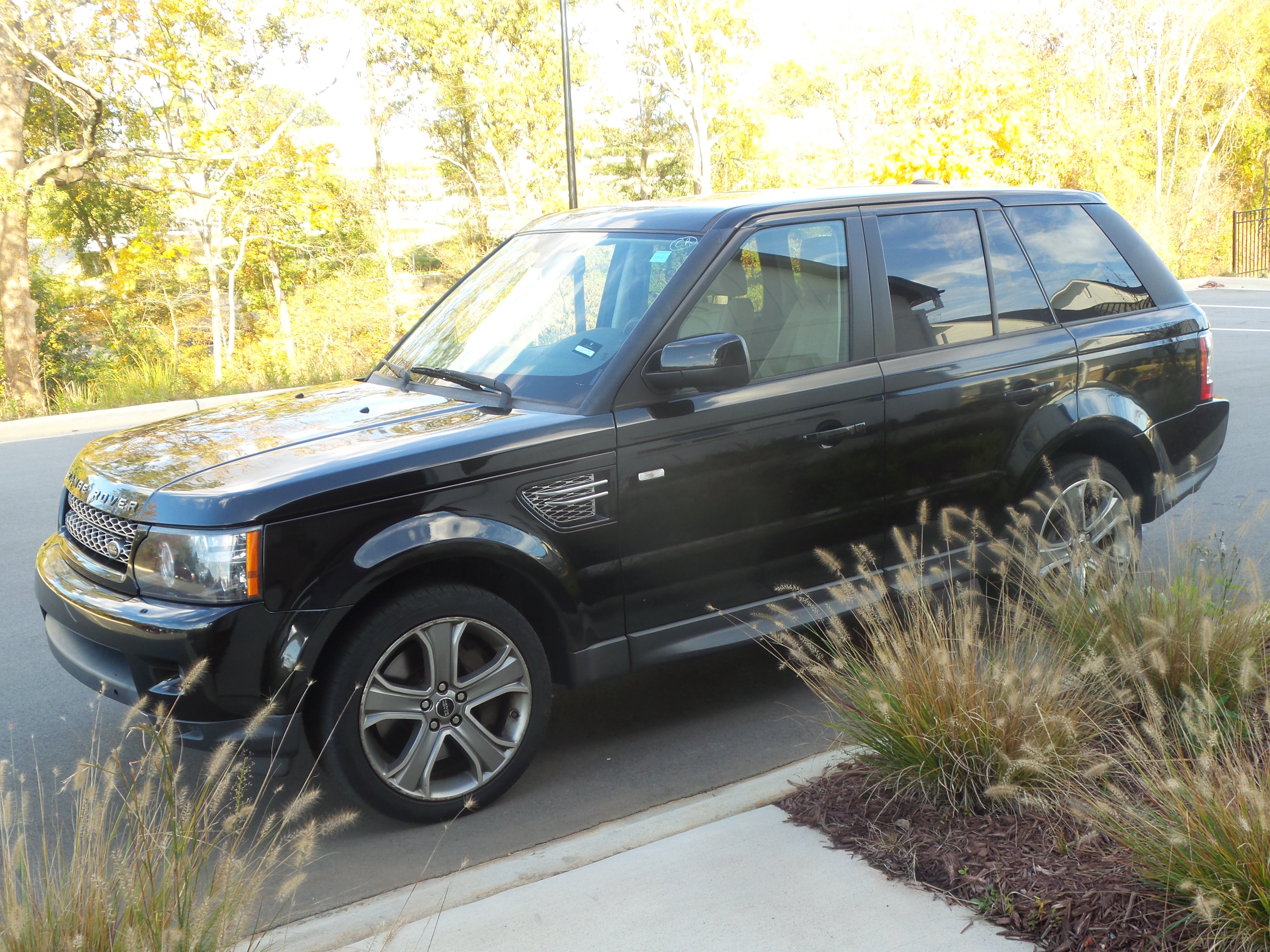Used 2012 Land Rover Range Rover Sport Supercharged AWD/4WD image 1
