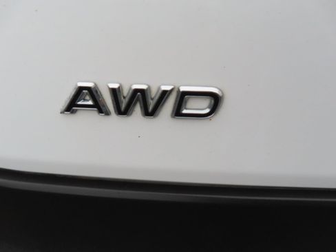 Used 2022 Ford Transit 250 Medium Roof AWD image 9