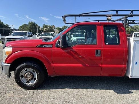 Used 2011 Ford F250 XL w/ XL Value Pkg image 39