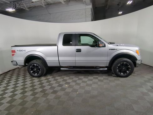 Used 2010 Ford F150 XLT image 3