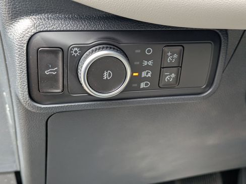 New 2026 Ford Explorer Active image 13