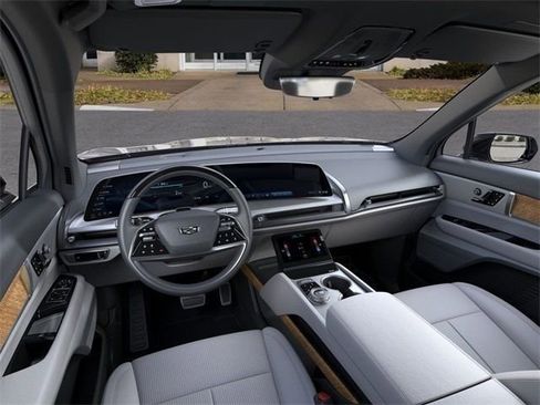 New 2026 Cadillac Vistiq Luxury AWD/4WD image 15