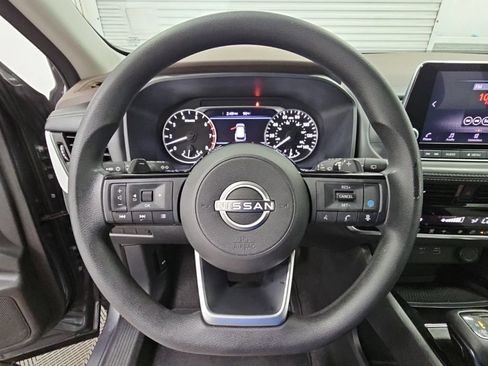 Used 2023 Nissan Rogue SV FWD image 23