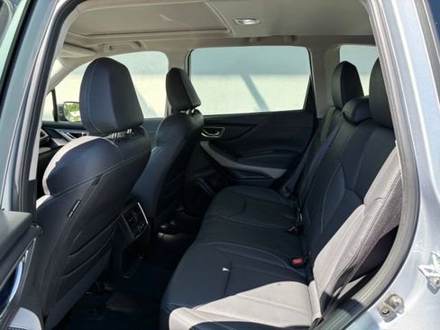 Used 2023 Subaru Forester Limited AWD/4WD image 11