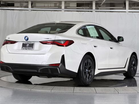 Certified 2023 BMW i4 eDrive35 RWD image 9