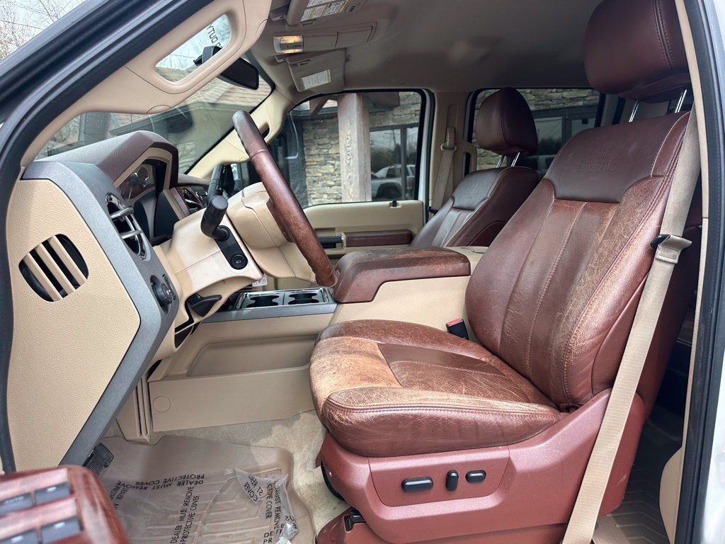 Used 2011 Ford F250 King Ranch w/ King Ranch w/Chrome Pkg AWD/4WD image 11