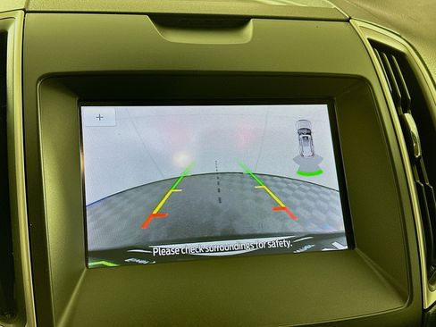 Used 2020 Ford Edge SEL w/ Convenience Package image 23