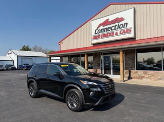 Used 2024 Nissan Rogue S video 1