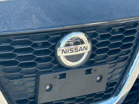 Used 2022 Nissan Altima 2.5 SV FWD image 11