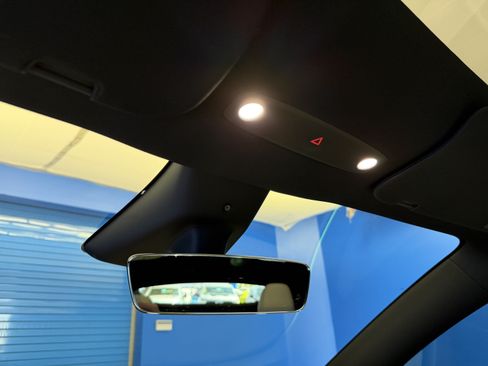 Used 2026 Tesla Model Y 2WD image 22