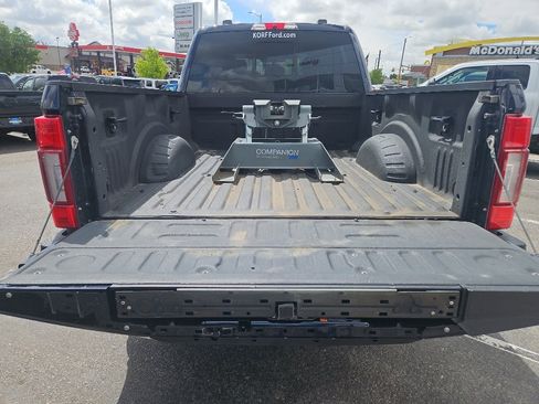 Used 2022 Ford F250 Lariat w/ Lariat Ultimate Package AWD/4WD image 14