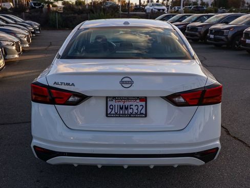 Used 2025 Nissan Altima 2.5 S image 5