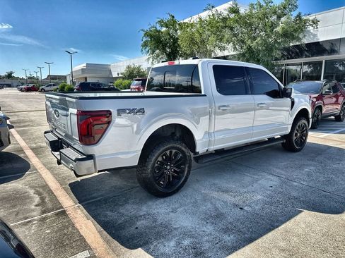 Used 2025 Ford F150 Lariat w/ Equipment Group 502A High image 11