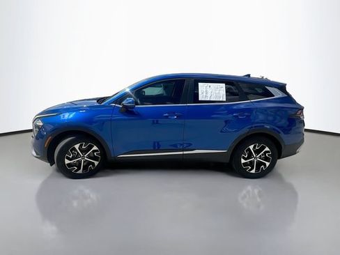 Used 2023 Kia Sportage EX FWD image 5
