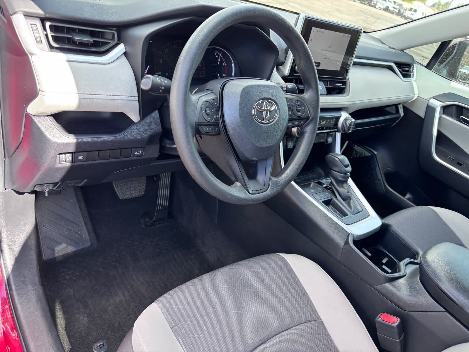 Used 2024 Toyota RAV4 XLE w/ Convenience Package FWD image 15