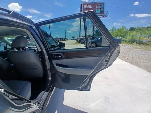 Used 2018 Subaru Outback 2.5i Limited AWD/4WD image 18