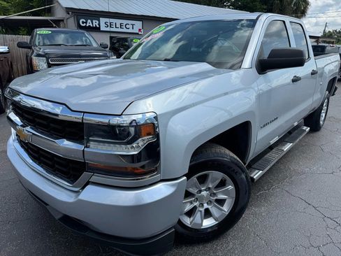 Used 2018 Chevrolet Silverado 1500 W/T RWD image 1