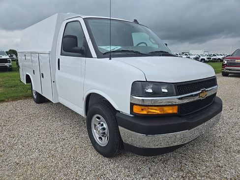 New 2025 Chevrolet Express 3500 w/ Power Convenience Package image 1