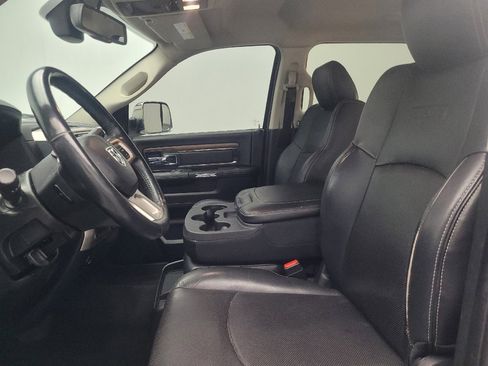 Used 2015 RAM 2500 Laramie w/ Protection Group image 17
