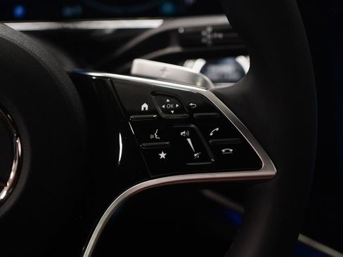 New 2026 Mercedes-Benz E 350 4MATIC Sedan image 20