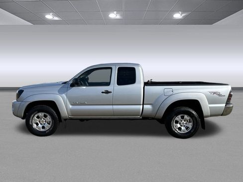 Used 2005 Toyota Tacoma 4x4 Access Cab image 6